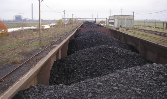 Furt de cărbune direct din tren, la Plopșoru